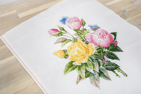 Yellow Roses And Bengal Roses SBU4003 - Cross Stitch Kit