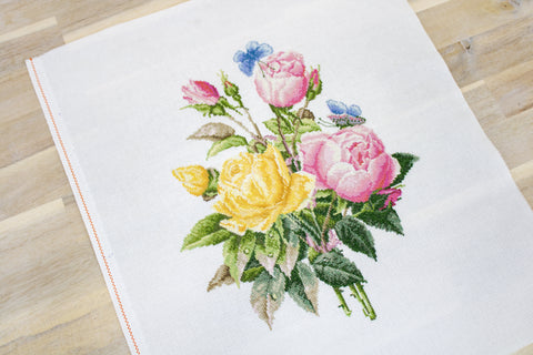 Yellow Roses And Bengal Roses SBU4003 - Cross Stitch Kit